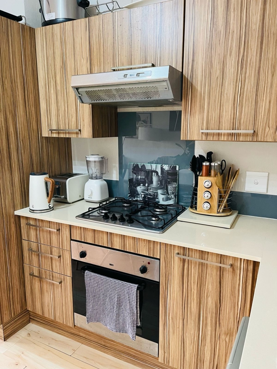 To Let 2 Bedroom Property for Rent in Beverley Gauteng