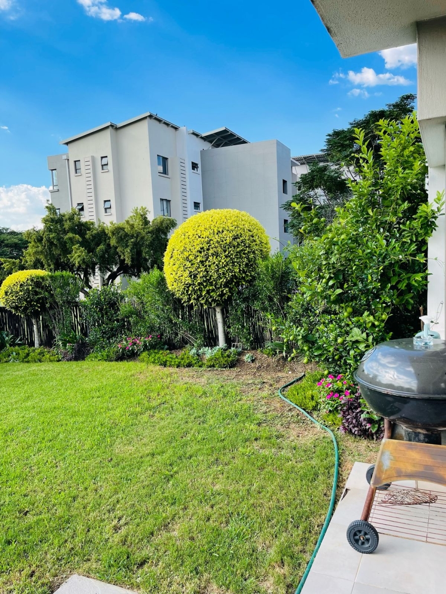 To Let 2 Bedroom Property for Rent in Beverley Gauteng