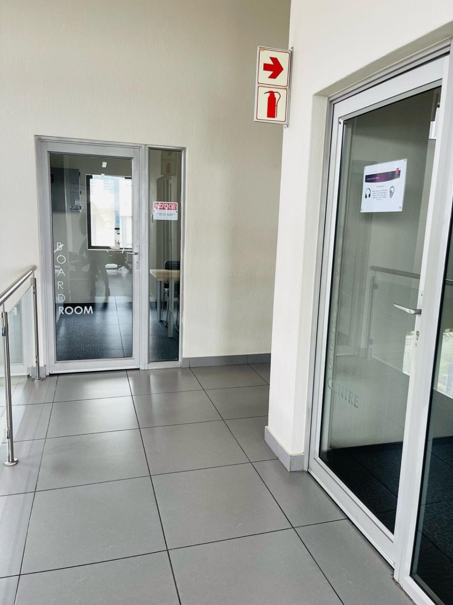 To Let 2 Bedroom Property for Rent in Beverley Gauteng