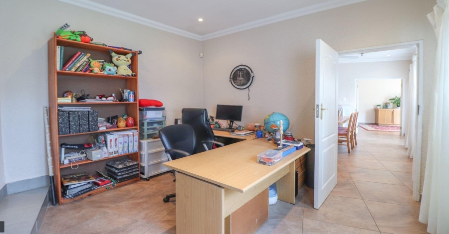 4 Bedroom Property for Sale in Bedfordview Gauteng