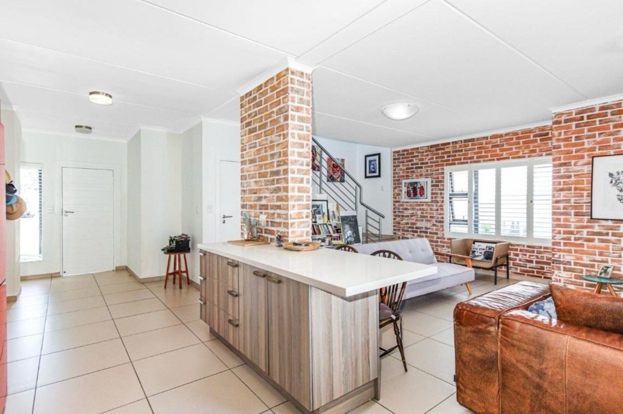To Let 3 Bedroom Property for Rent in Broadacres Gauteng