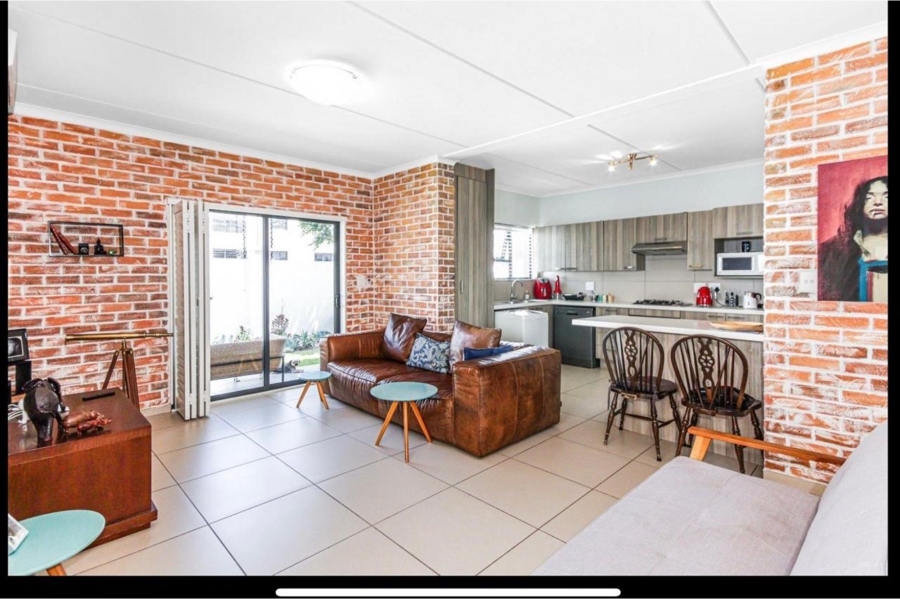 To Let 3 Bedroom Property for Rent in Broadacres Gauteng