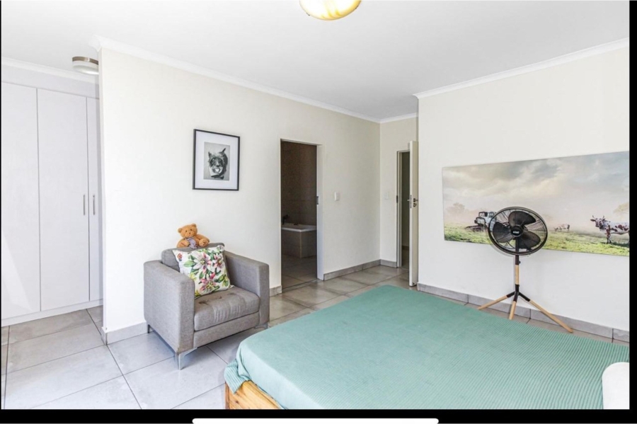 To Let 3 Bedroom Property for Rent in Broadacres Gauteng