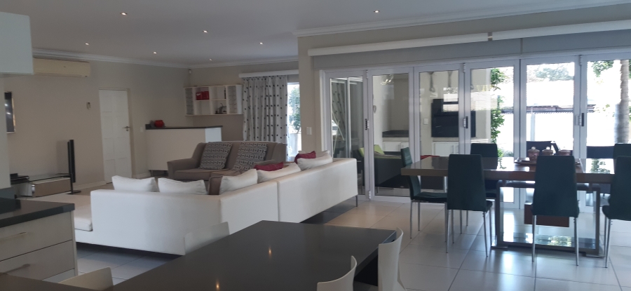 To Let 4 Bedroom Property for Rent in Ashlea Gardens Gauteng