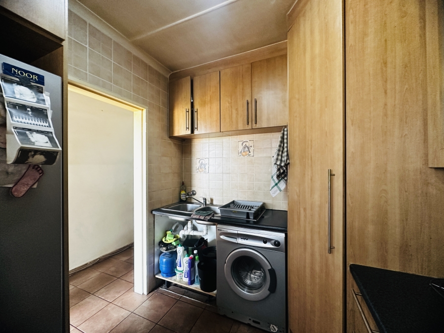 2 Bedroom Property for Sale in Casseldale Gauteng