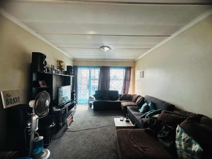 2 Bedroom Property for Sale in Casseldale Gauteng