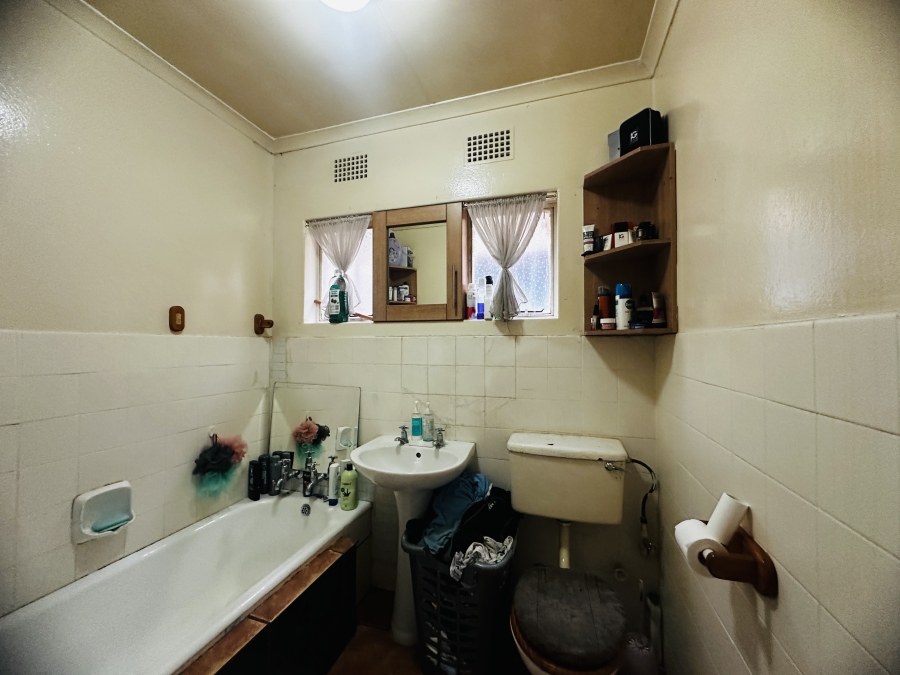 2 Bedroom Property for Sale in Casseldale Gauteng