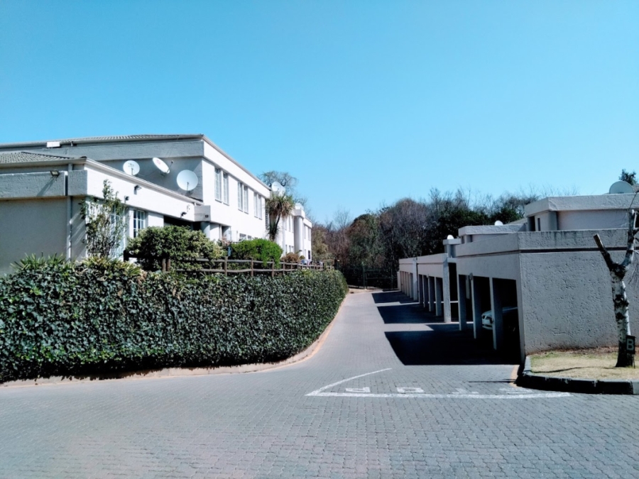 1 Bedroom Property for Sale in Bedfordview Gauteng