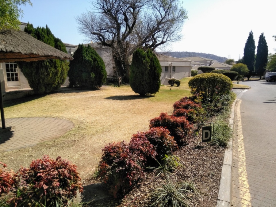 1 Bedroom Property for Sale in Bedfordview Gauteng