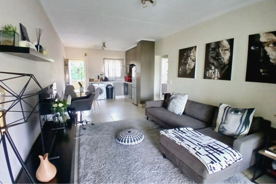 1 Bedroom Property for Sale in Bryanston Gauteng