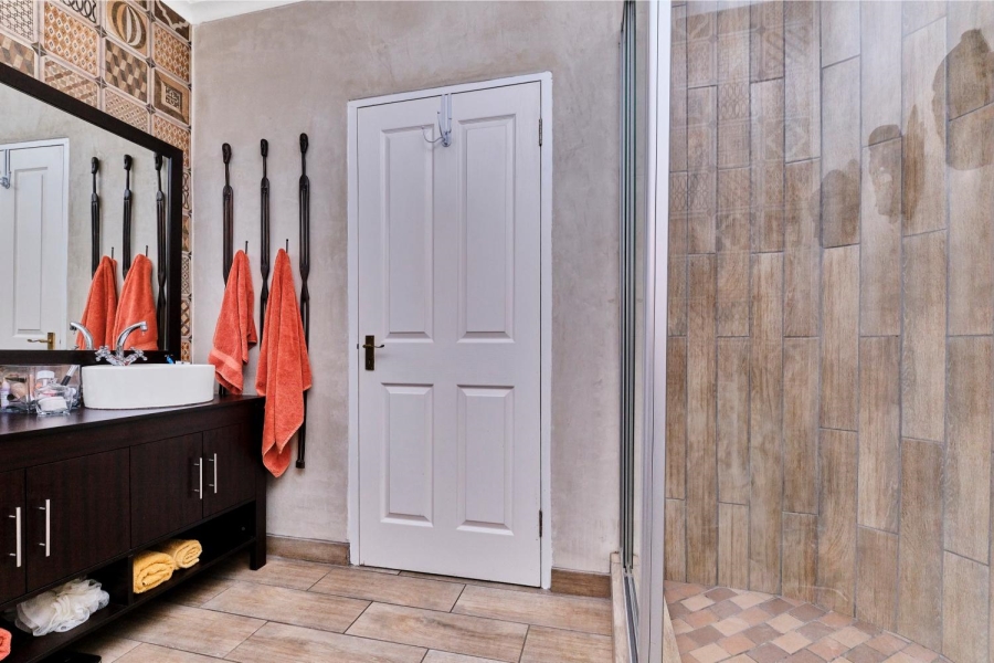 3 Bedroom Property for Sale in Barbeque Downs Gauteng