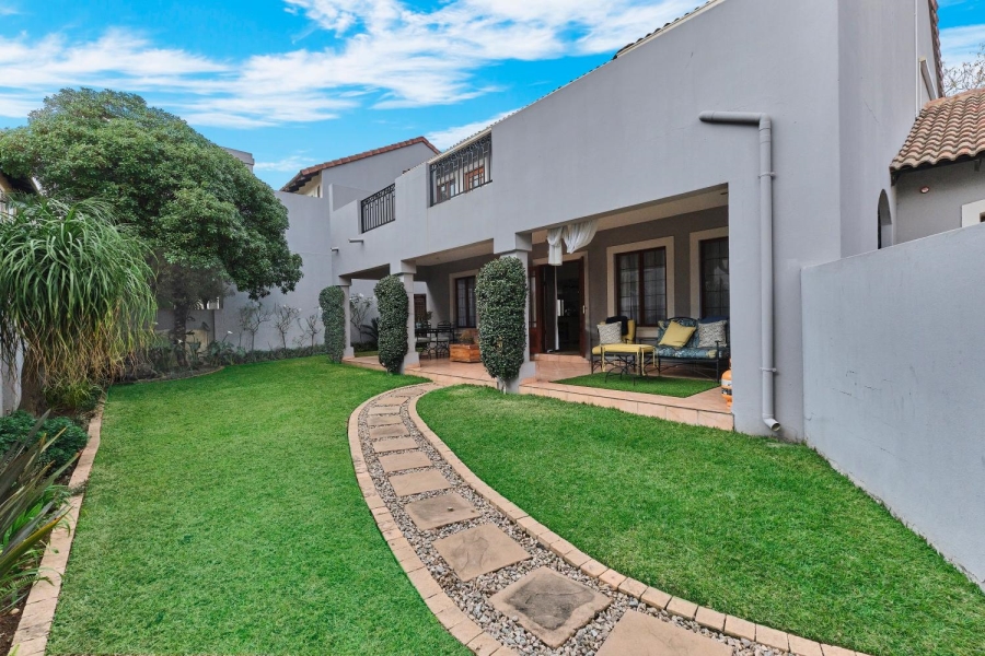 3 Bedroom Property for Sale in Barbeque Downs Gauteng