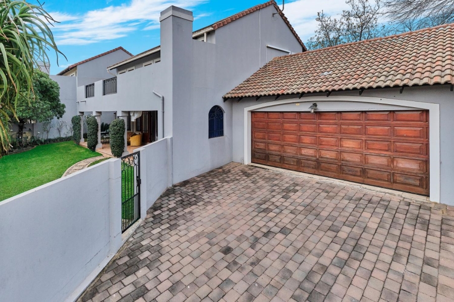 3 Bedroom Property for Sale in Barbeque Downs Gauteng
