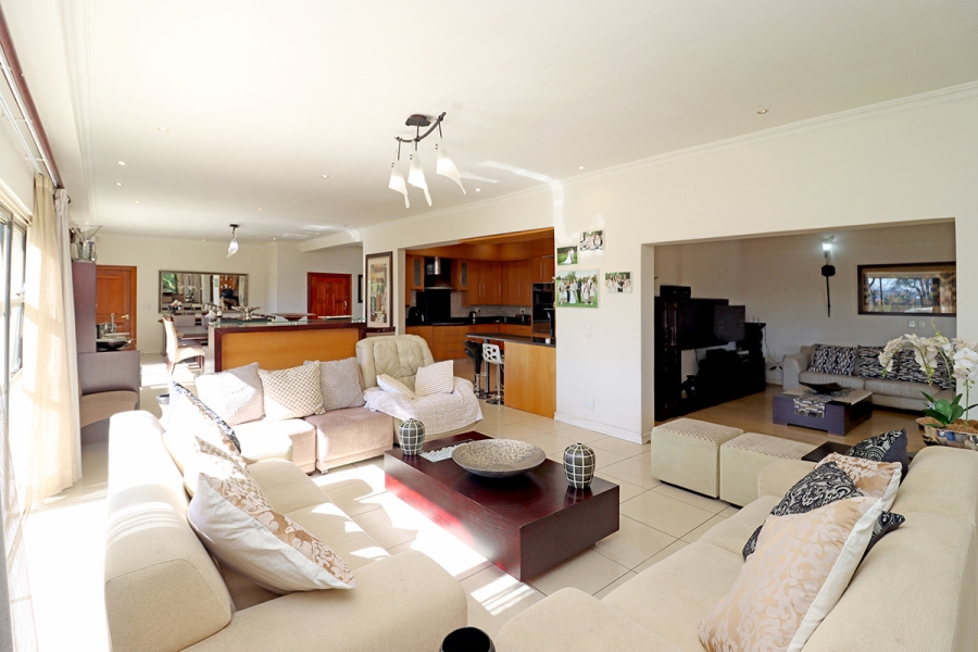 3 Bedroom Property for Sale in Mountain View Gauteng