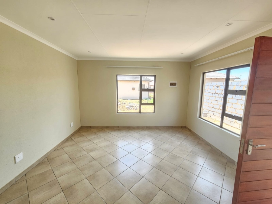 2 Bedroom Property for Sale in Windmill Park Gauteng