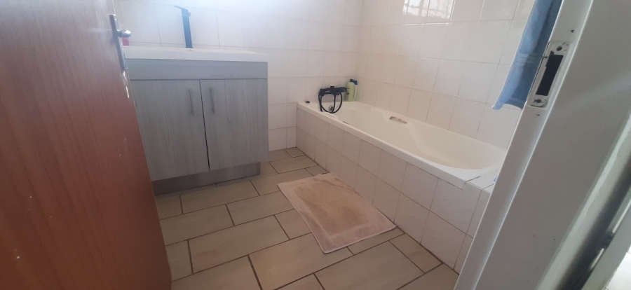 3 Bedroom Property for Sale in Benoni AH Gauteng