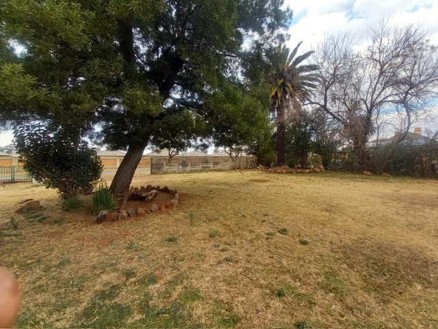 3 Bedroom Property for Sale in Daggafontein Gauteng