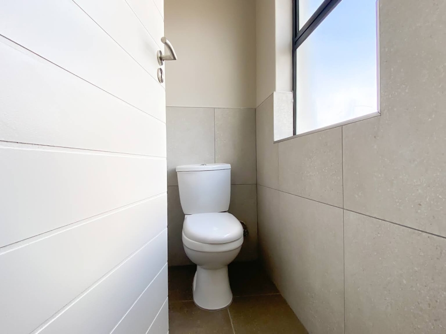 1 Bedroom Property for Sale in Montana Gauteng