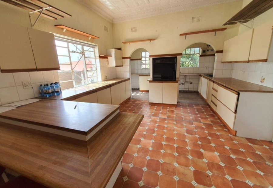 5 Bedroom Property for Sale in Kensington Gauteng