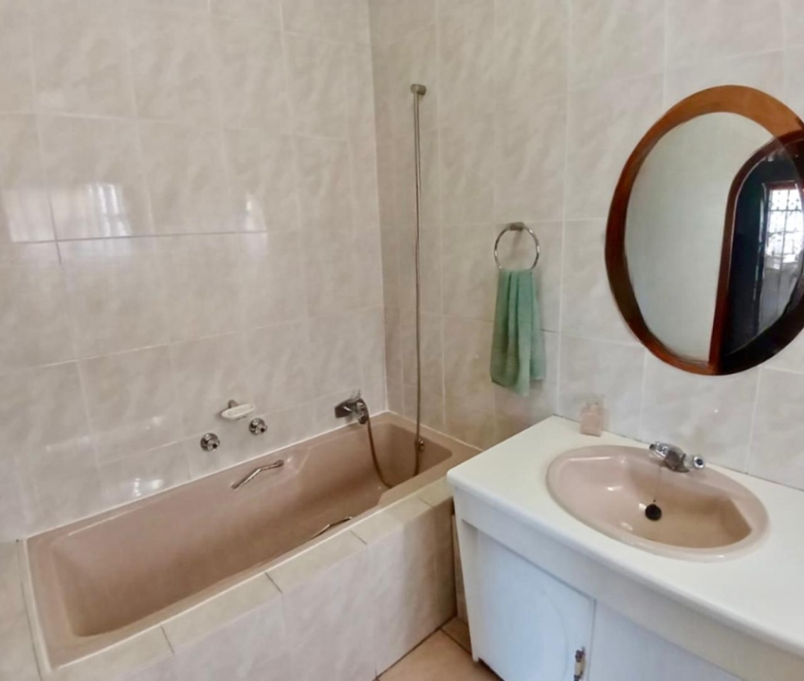 5 Bedroom Property for Sale in Kensington Gauteng
