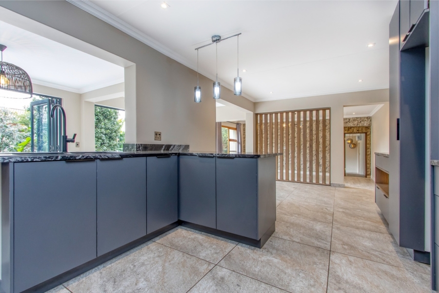 3 Bedroom Property for Sale in Lonehill Gauteng