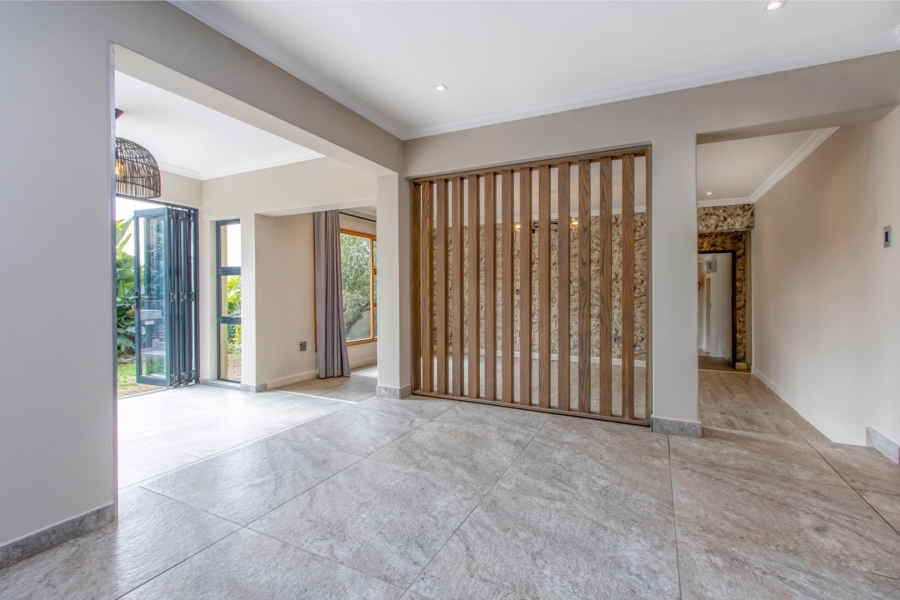 3 Bedroom Property for Sale in Lonehill Gauteng