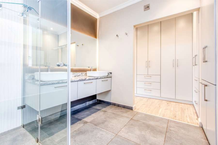 3 Bedroom Property for Sale in Lonehill Gauteng