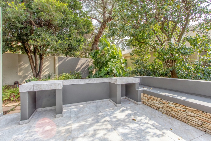 3 Bedroom Property for Sale in Lonehill Gauteng