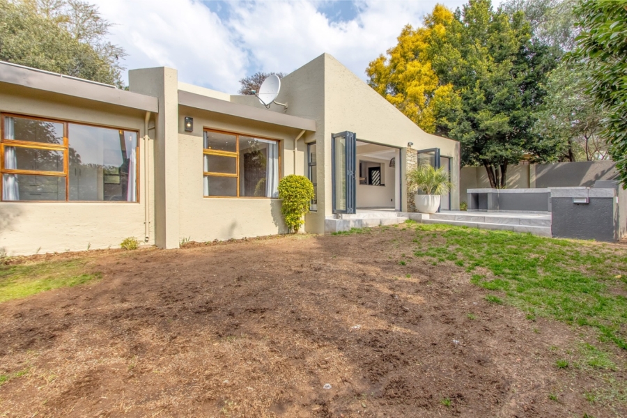 3 Bedroom Property for Sale in Lonehill Gauteng