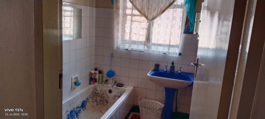 3 Bedroom Property for Sale in Daggafontein Gauteng