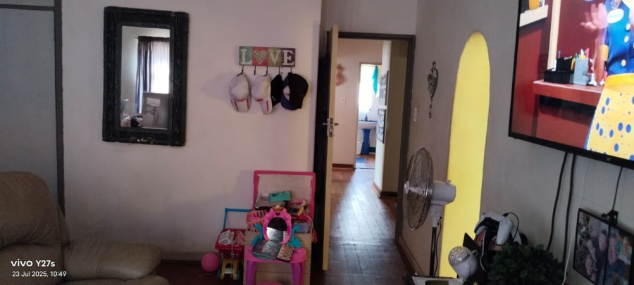 3 Bedroom Property for Sale in Daggafontein Gauteng