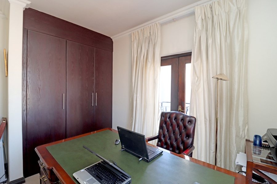 3 Bedroom Property for Sale in Bryanston Gauteng
