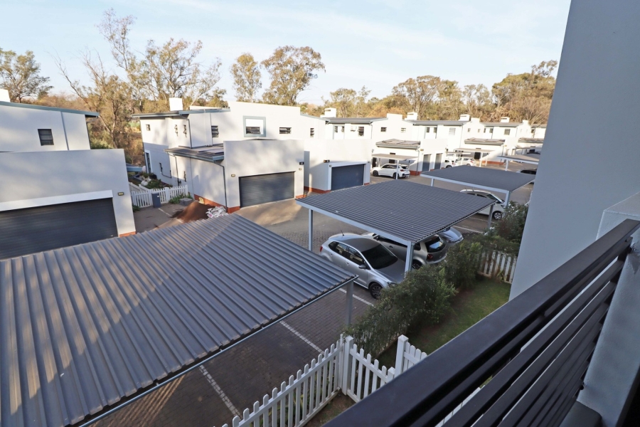 2 Bedroom Property for Sale in Bryanston Gauteng