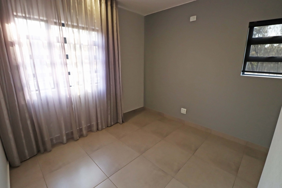 2 Bedroom Property for Sale in Bryanston Gauteng