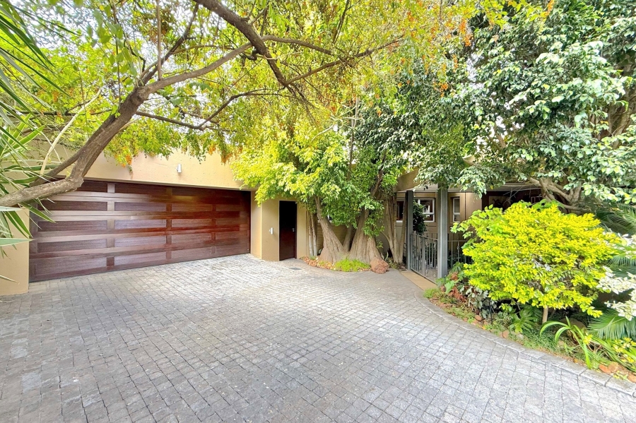 4 Bedroom Property for Sale in Dainfern Golf Estate Gauteng