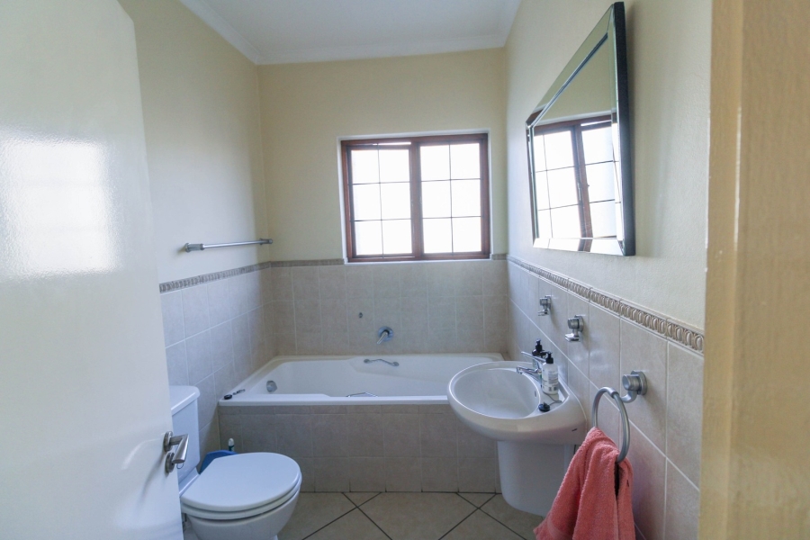 2 Bedroom Property for Sale in Morningside Gauteng