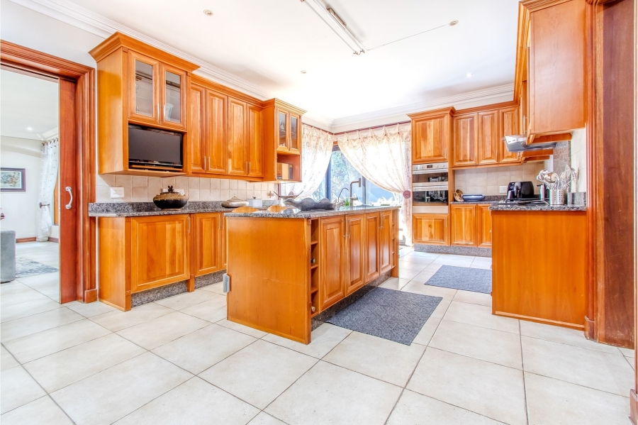 4 Bedroom Property for Sale in Bedfordview Gauteng