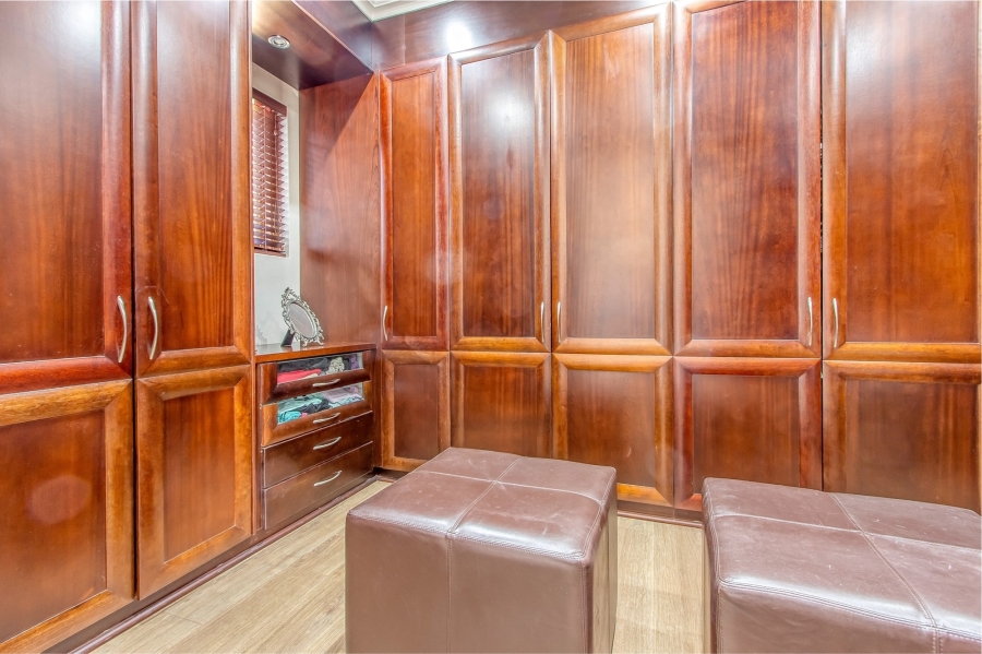 4 Bedroom Property for Sale in Bedfordview Gauteng