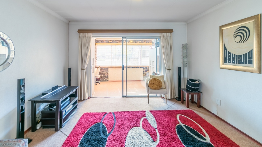 2 Bedroom Property for Sale in Northcliff Gauteng