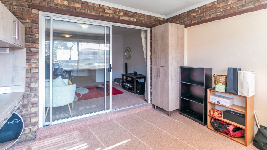 2 Bedroom Property for Sale in Northcliff Gauteng