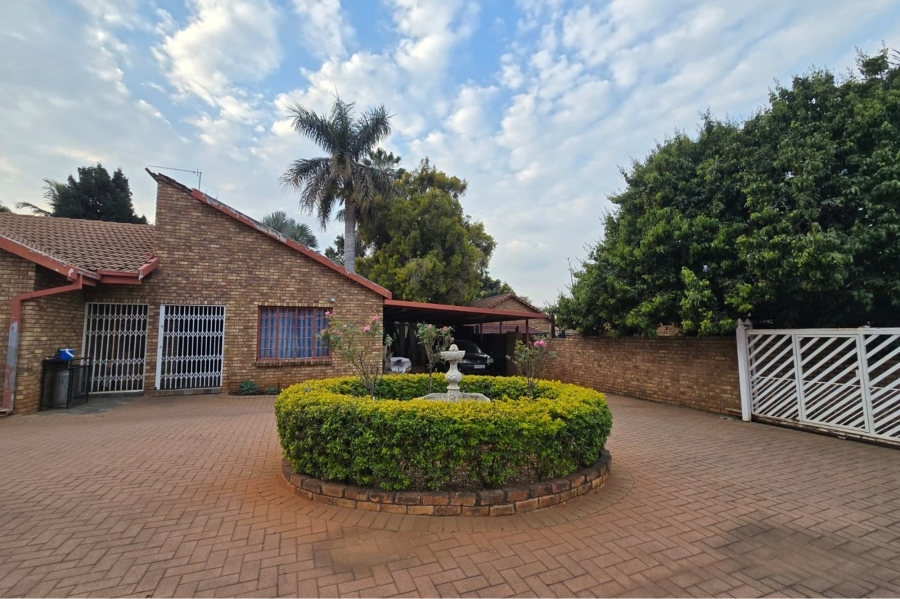 To Let 3 Bedroom Property for Rent in Montana Park Gauteng