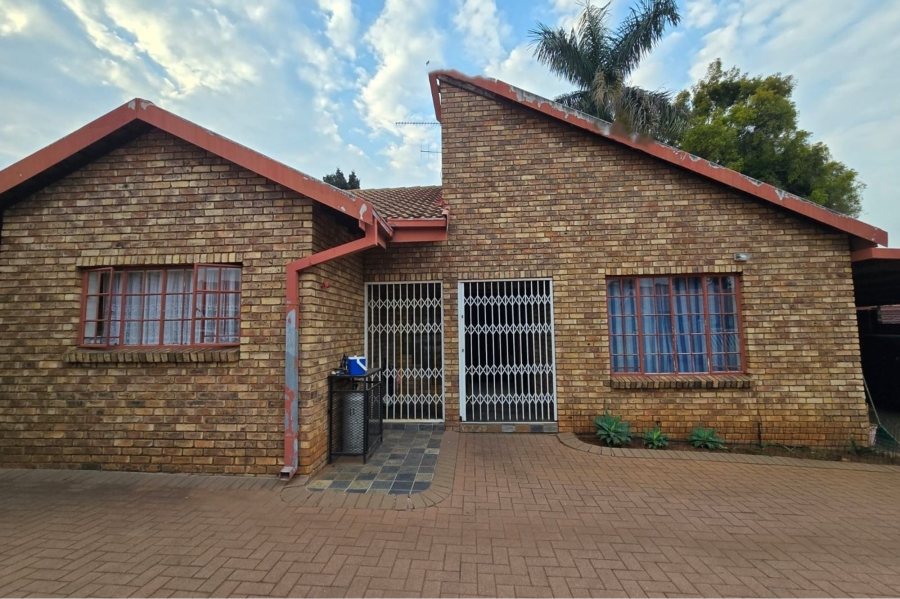 To Let 3 Bedroom Property for Rent in Montana Park Gauteng