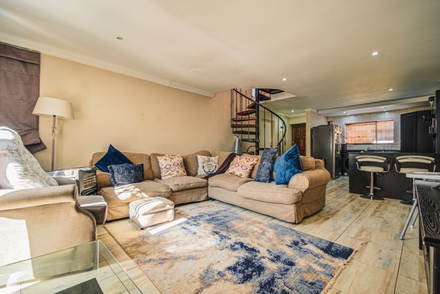 4 Bedroom Property for Sale in Eden Glen Gauteng
