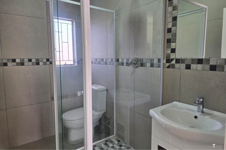 To Let 3 Bedroom Property for Rent in Aston Manor Gauteng