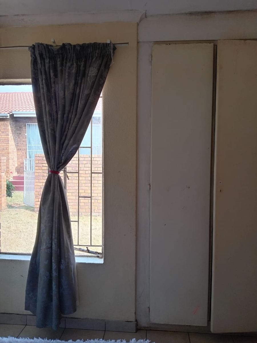 2 Bedroom Property for Sale in Norkem Park Gauteng