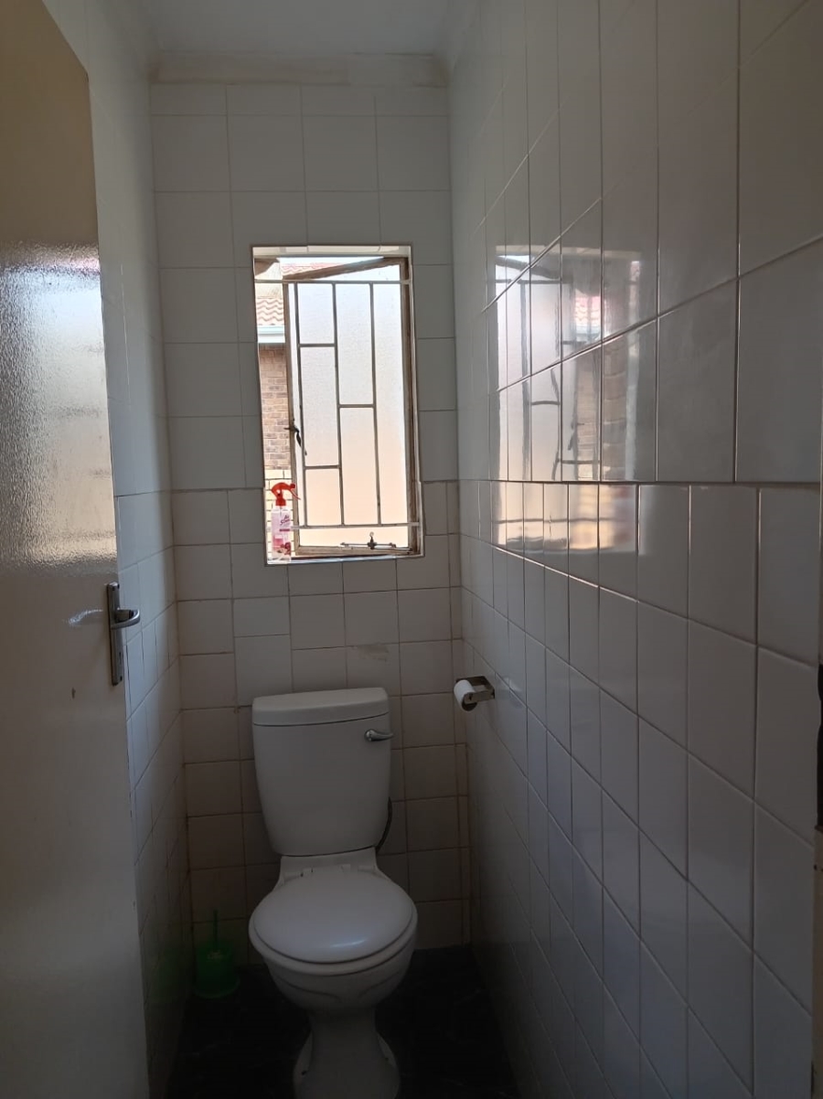 2 Bedroom Property for Sale in Norkem Park Gauteng