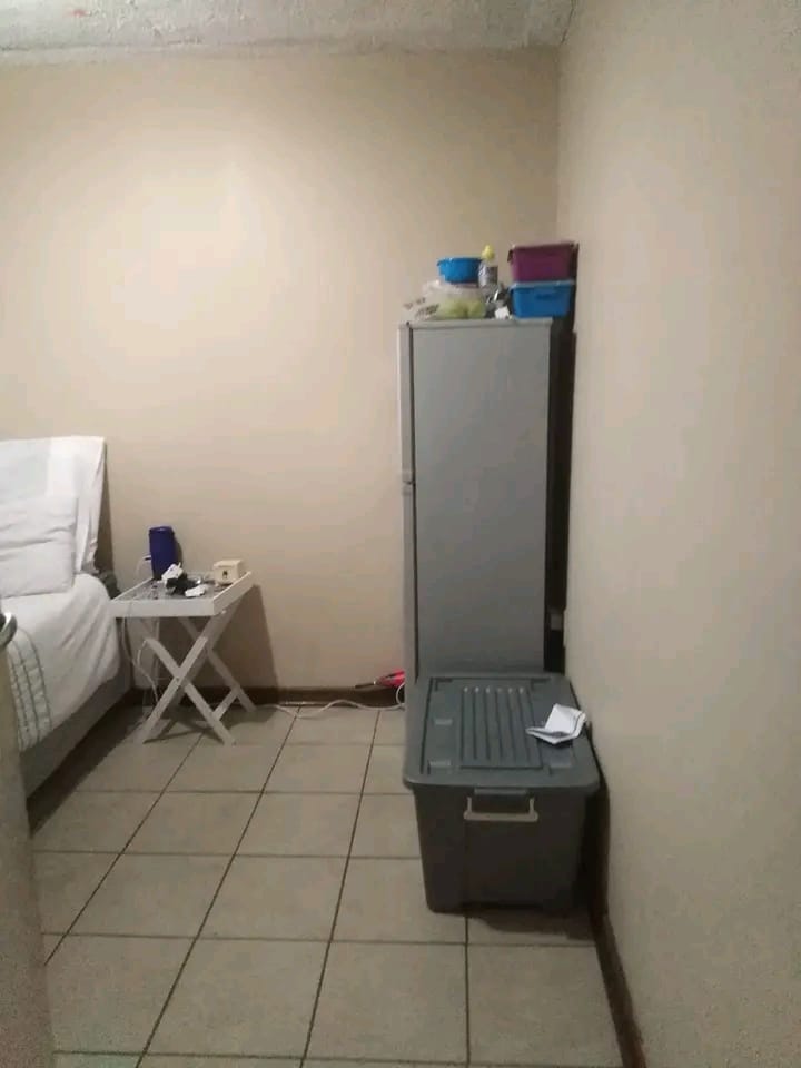 2 Bedroom Property for Sale in Silverton Gauteng
