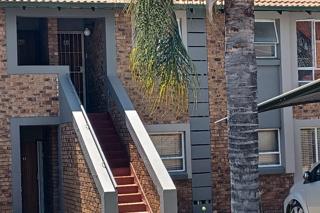 2 Bedroom Property for Sale in Glen Marais Gauteng