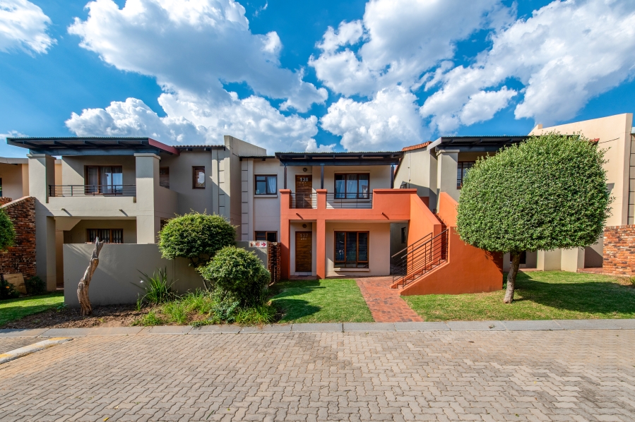 2 Bedroom Property for Sale in Vorna Valley Gauteng