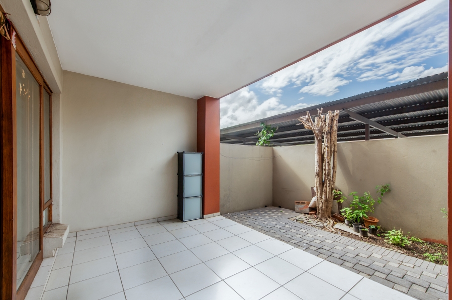 2 Bedroom Property for Sale in Vorna Valley Gauteng